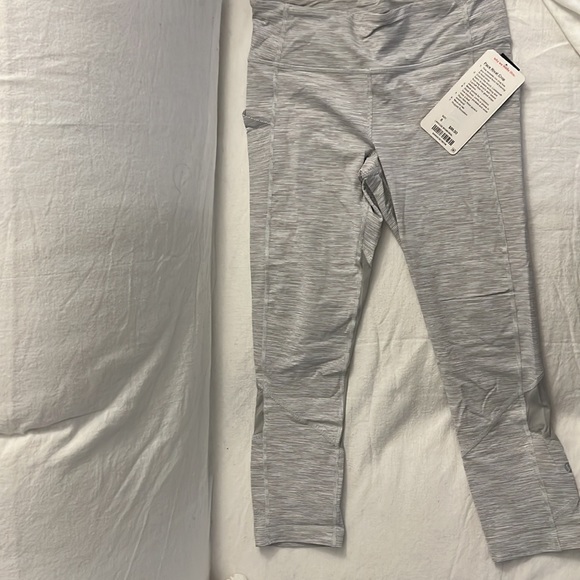 Luu lemon Pace Rival Crop Legging Pants - Picture 2 of 3